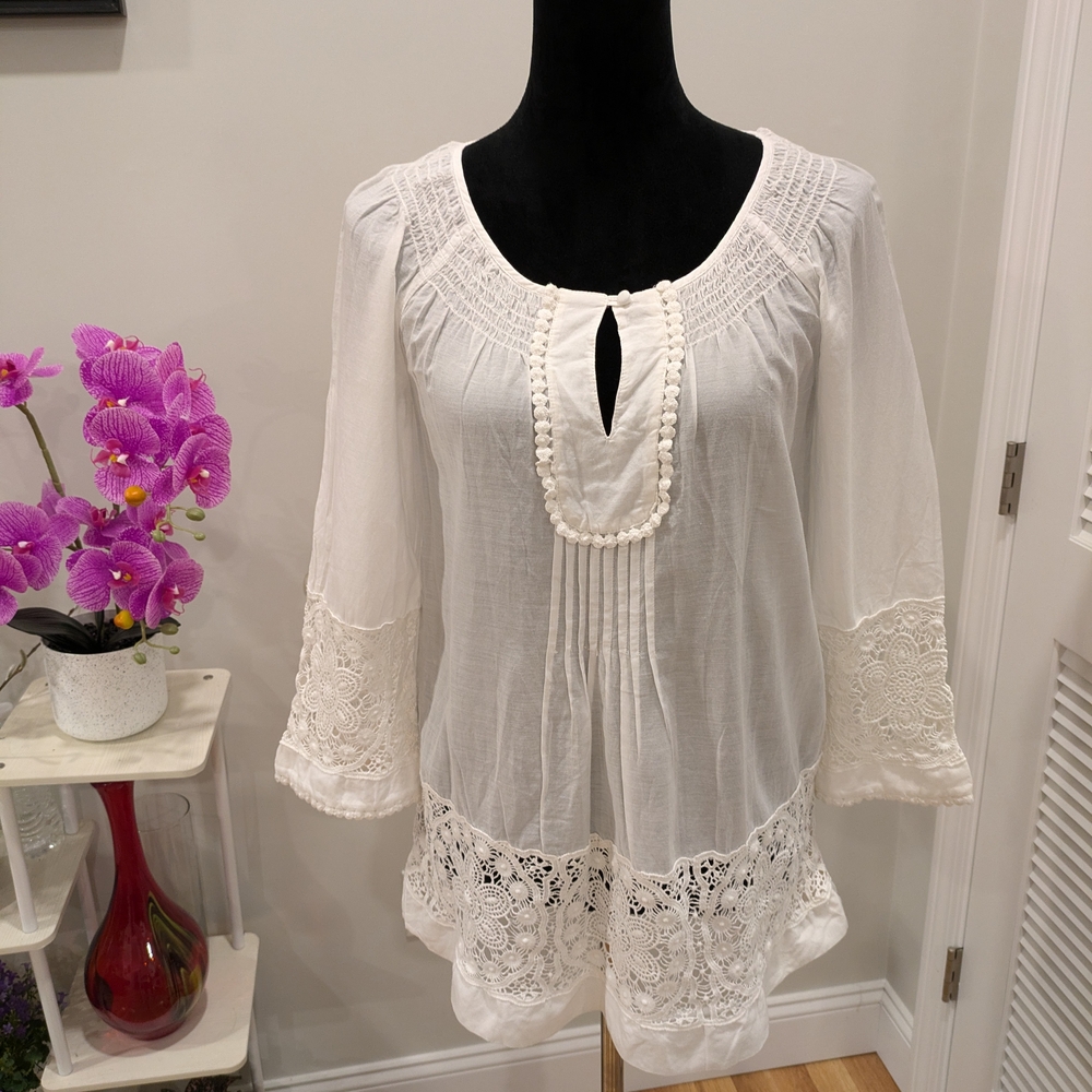 Elegant White Lace Trim Blouse